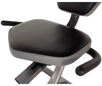 Fitness Reality R400 Recumbent Bike cushioned seat